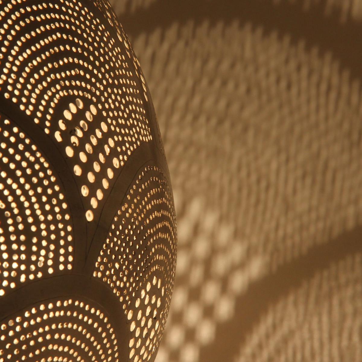 Diamond Cutout Moroccan Brass Pendant Light - View 4