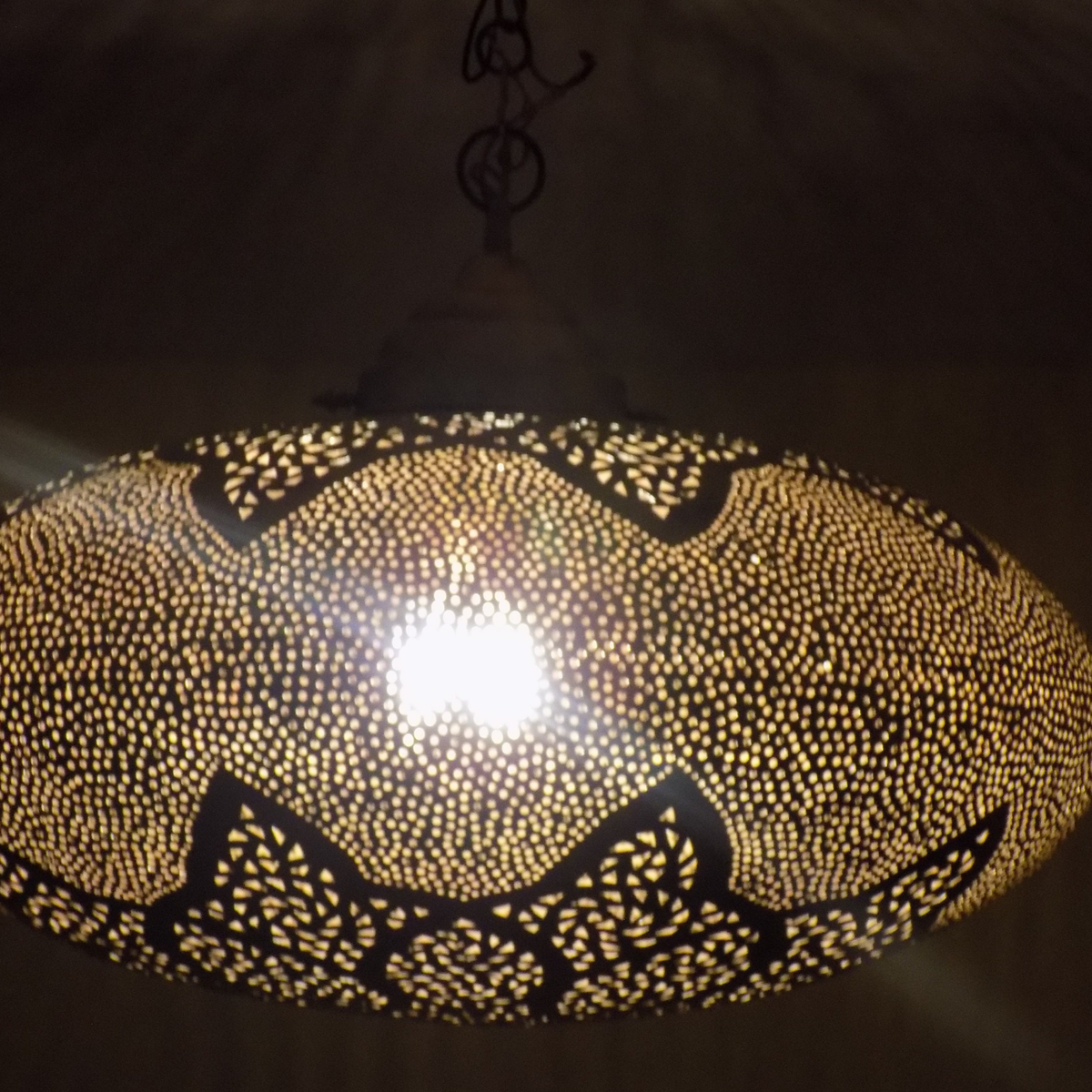 Leaf Pattern Moroccan Brass Pendant Light - View 3